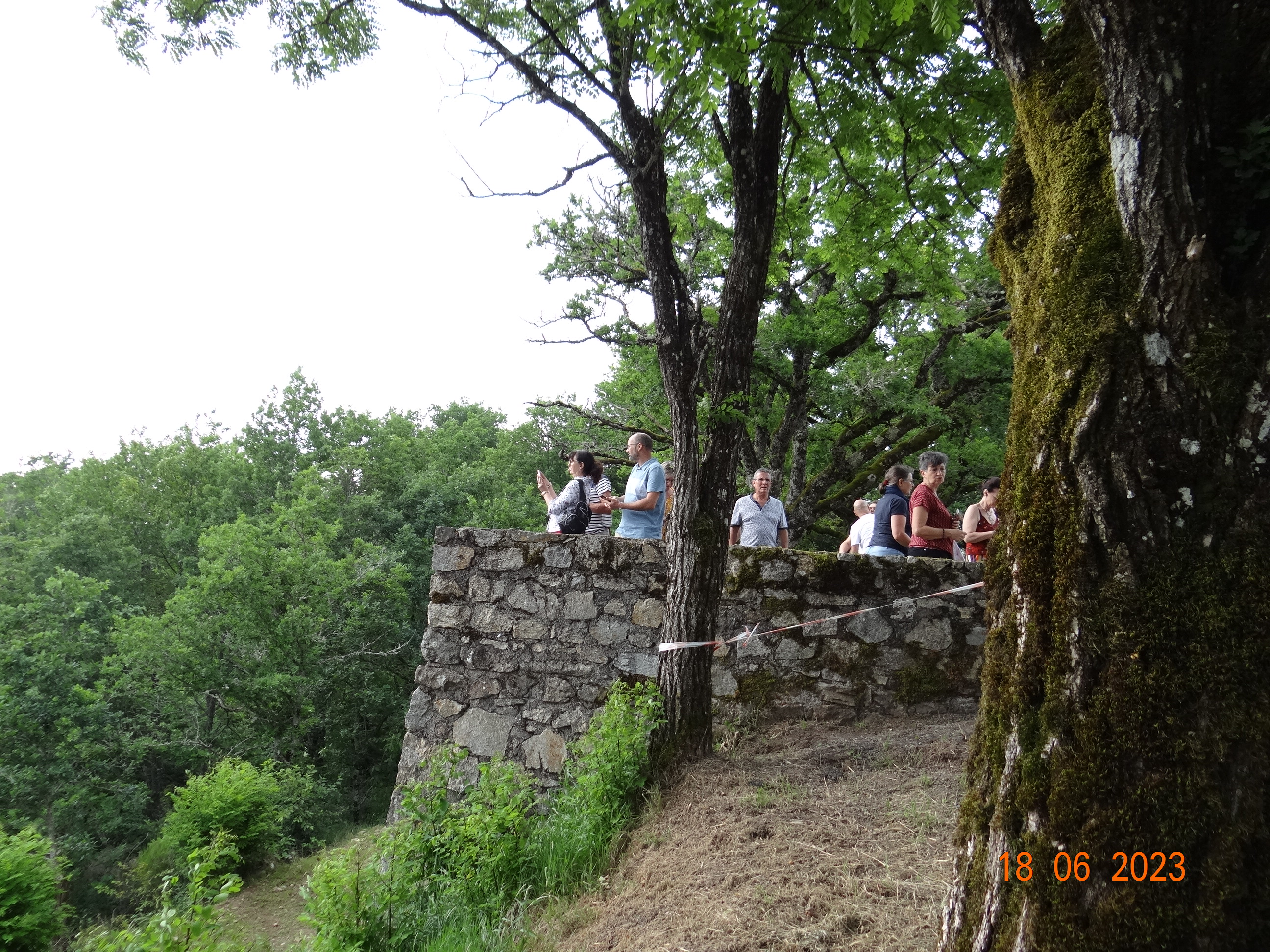 Image de l'article : VOYAGE AUTOUR DU LAC DE BORT LES ORGUES  6