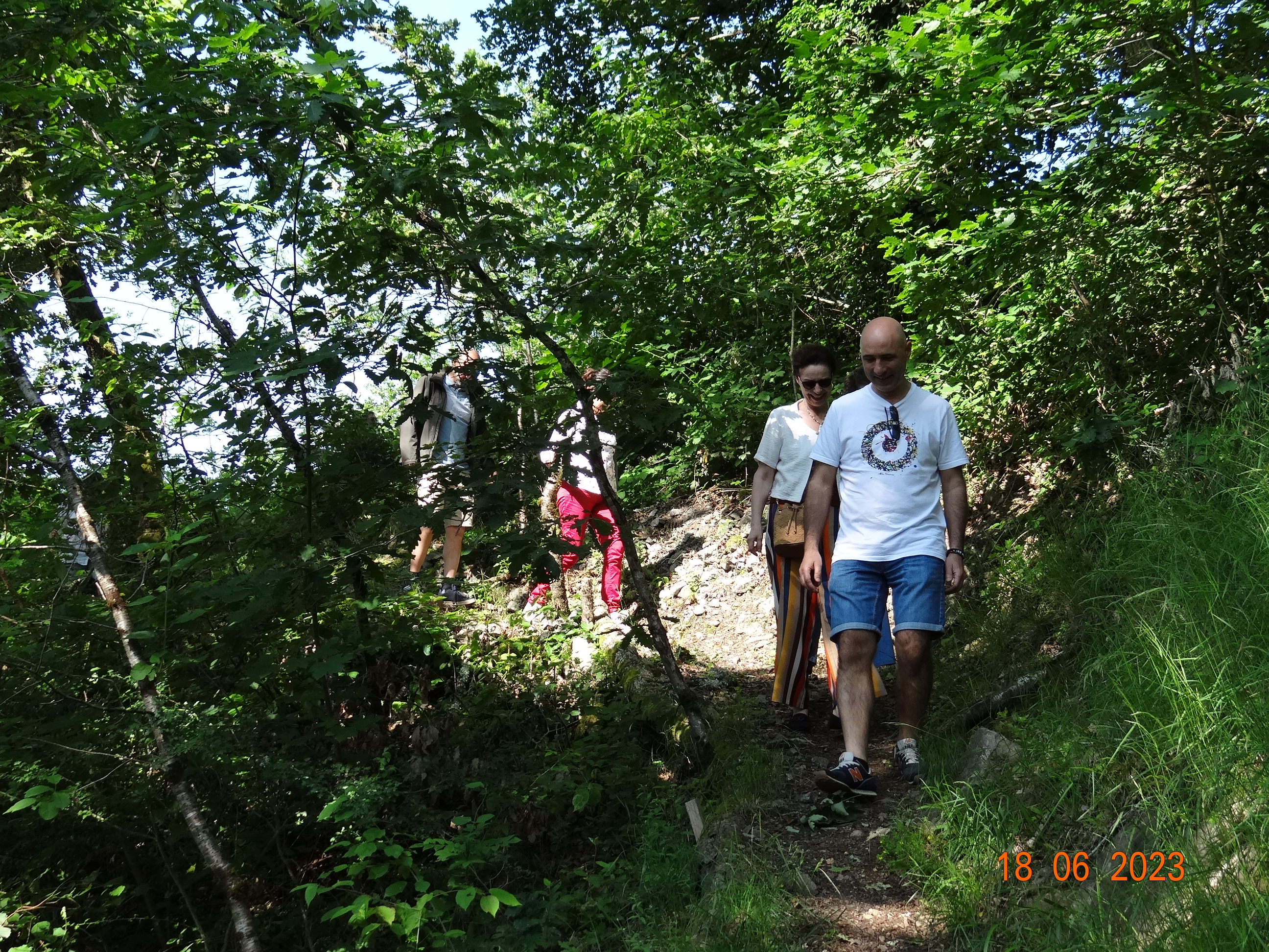 Image de l'article : VOYAGE AUTOUR DU LAC DE BORT LES ORGUES  3