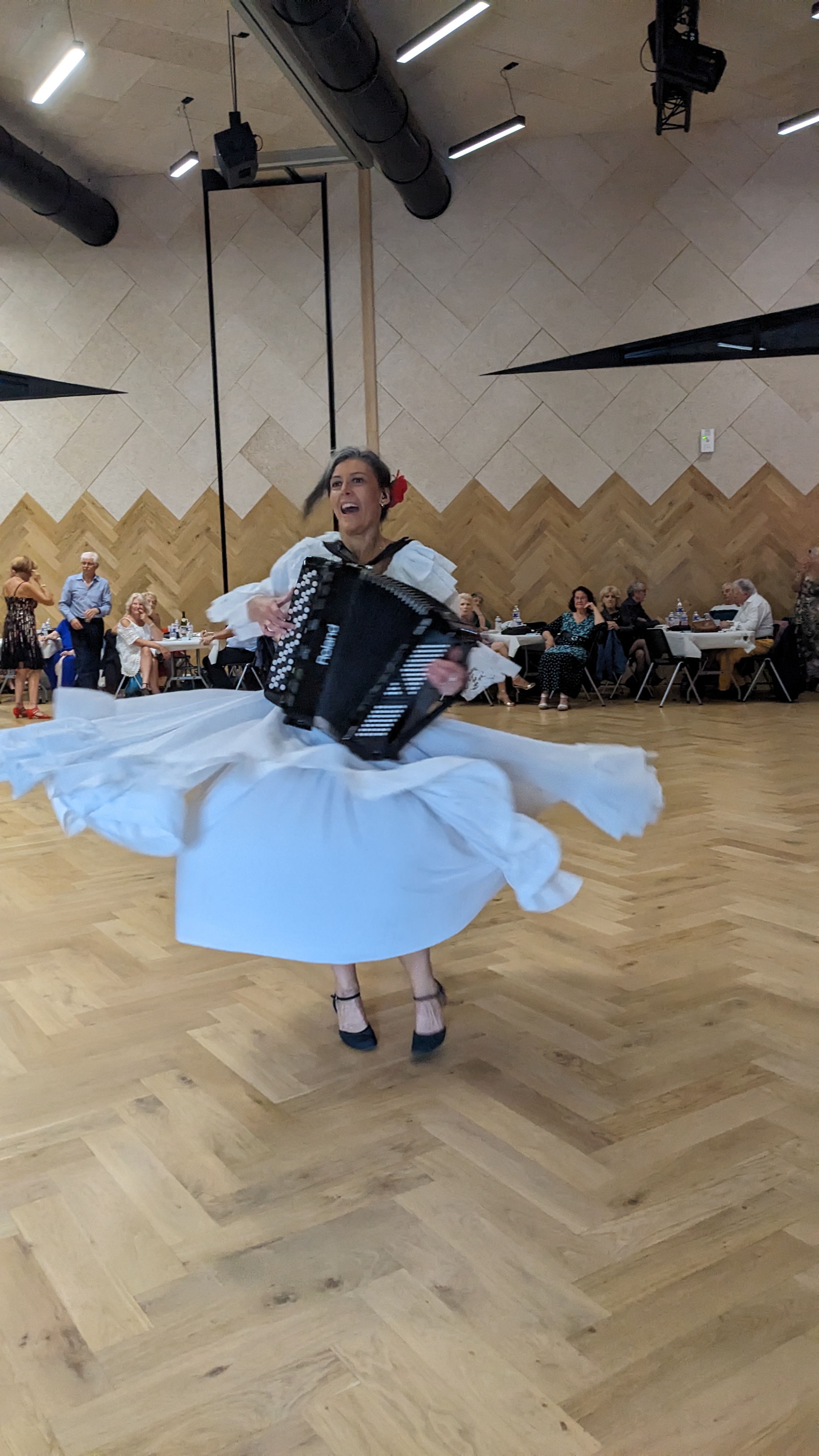 Image de l'article : BAL AU ROK AVEC L'ORCHESTRE NATHALY LEGAY